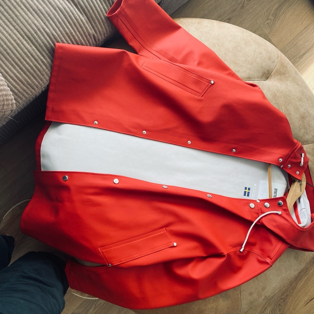 Stutterheim Red Raincoat - Picture 6 of 7